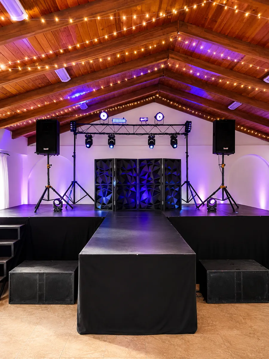 Paquete Diamond de NeoSound para bodas y eventos en Duitama